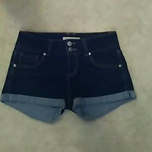 NWOT. Paris blues dark blue jeans. Size 7